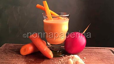 succo di carote e tamarillo