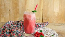 Frullato ai lamponi e cioccolato fondente, un mix nutriente