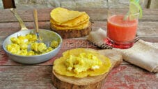 Una colazione originale? Tortillas con uova strapazzate