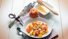 Pesche dolci alla lavanda: profumi e colori