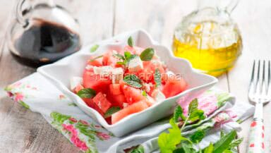 Insalata di anguria e feta