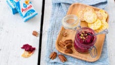 Dip di barbabietole e zucca, una salsa succulenta da gustare Dip di barbabietole e zucca, una salsa succulenta da gustare