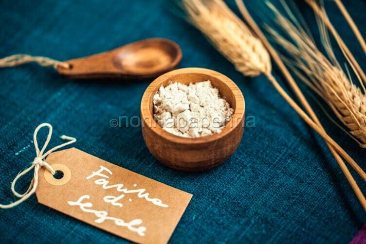 Farina di segale: un prodotto a basso indice glicemico farina di segale