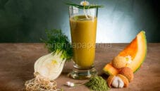 Frullato di finocchio, litchi, melone e polpa di albicocca