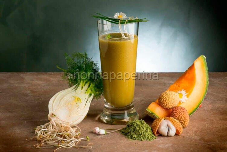 Frullato di finocchio, litchi, melone e polpa di albicocca