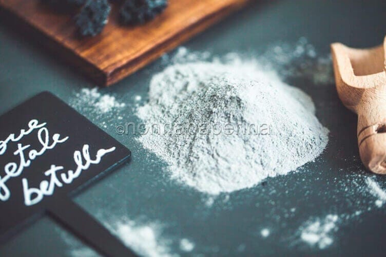 Farina al carbone vegetale di betulla: gluten free Farina al carbone vegetale di betulla