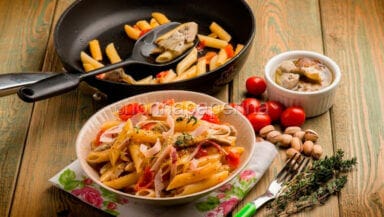 penne con pesto di pistacchi e pesce spada