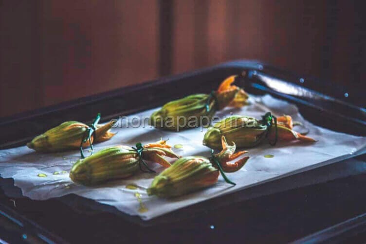 Fiori di zucca con farcia di formaggi