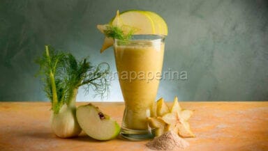 estratto di finocchio e mela verde