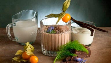 Frullato con bevanda alla mandorla