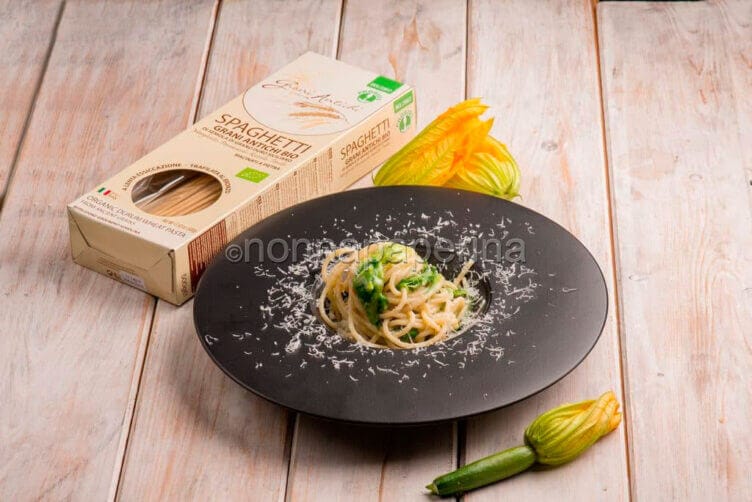 Spaghetti alla gricia vegetariana