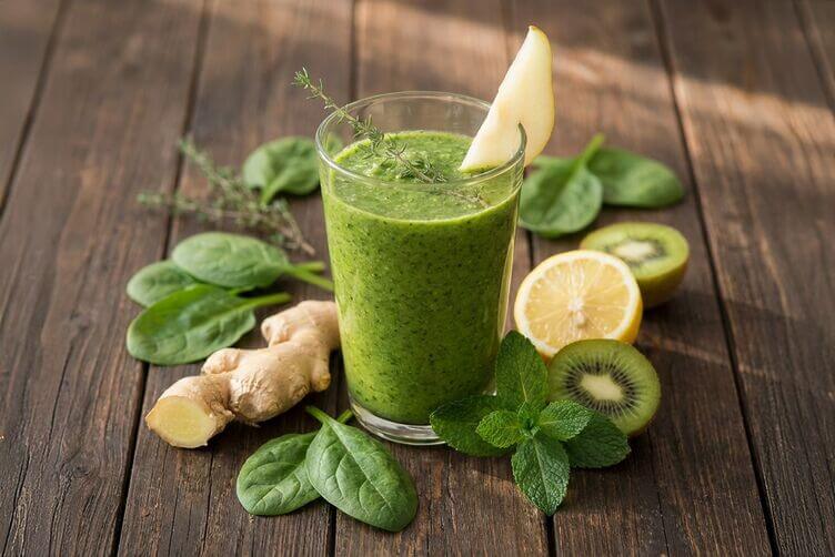 frullato di spinaci frullato di spinaci