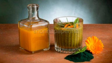 Frullato di succo di mela e mango