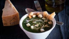 La vellutata di bietole con crostini di Trentin Grana La vellutata di bietole con crostini di Trentin Grana