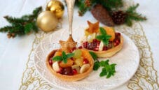 Cestini di brisée con macedonia invernale a fine pasto Cestini di brisée con macedonia invernale a fine pasto