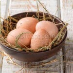 A tavola con le deliziose e nutrienti uova di faraona!