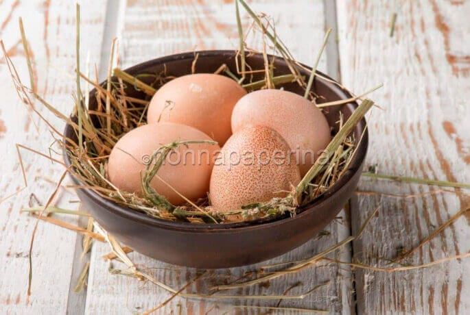 A tavola con le deliziose e nutrienti uova di faraona!