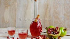 Liquore alla melagrana e cannella , un sorso di bontà