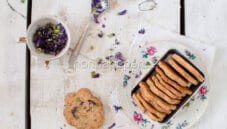 Biscotti alla malva con farina di grano saraceno e riso Biscotti alla malva con farina di grano saraceno e riso