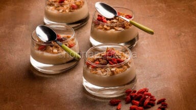 crema di mandorle e muesli