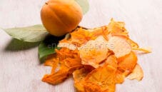 Chips di caco: un aperitivo originale da proporre