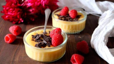 crema agli agrumi ai frutti di bosco