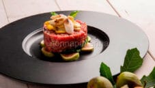 Tartare di wagyu, olio allo zenzero e salsa d’ostriche Tartare di wagyu, olio allo zenzero e salsa d’ostriche