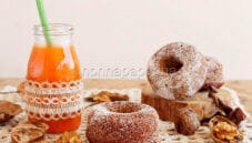 Ciambelle alle carote e noci: la merenda soffice per bambini Ciambelle alle carote e noci: la merenda soffice per bambini