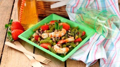 insalata di pasta con gamberi