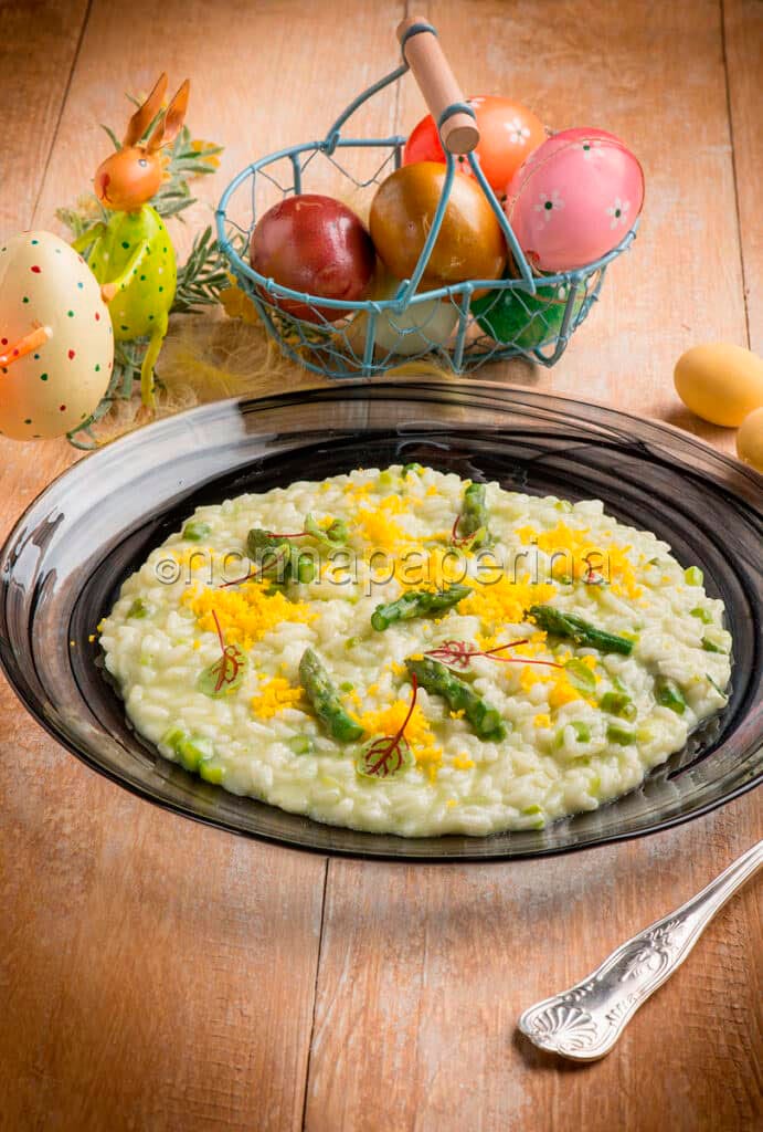 risotto con asparagi e uovo marinato