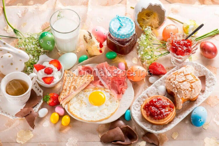 Deliziosa colazione di Pasqua e brunch di Pasquetta colazione di Pasqua