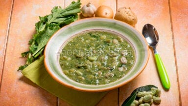 Zuppa di fave e cime di rapa