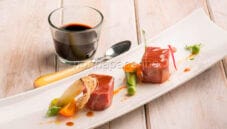 Cubotto di stinco: una ricetta per stupire gli ospiti! Cubotto di stinco: una ricetta per stupire gli ospiti!