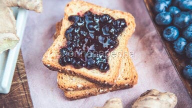 Confettura di mirtilli e zenzero