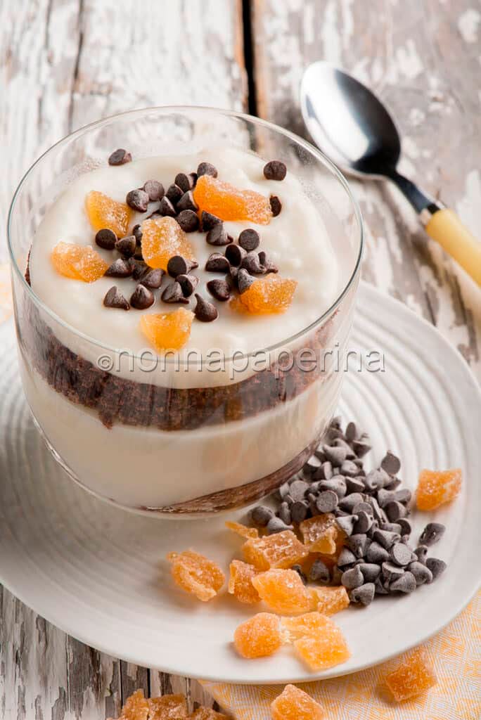 tiramisù con Pan di Spagna al cacao