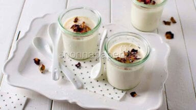 panna cotta alle rose e cocco