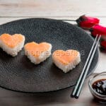 Sushi al salmone per la festa della mamma