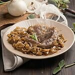 Il Fegato con cipolle o Fegato alla veneziana, ottima scelta Il Fegato con cipolle o Fegato alla veneziana, ottima scelta