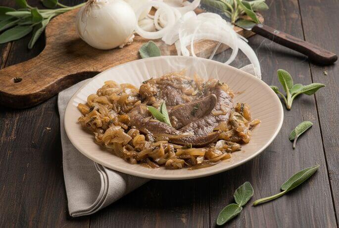 Fegato con cipolle o fegato alla veneziana, un’ottima scelta