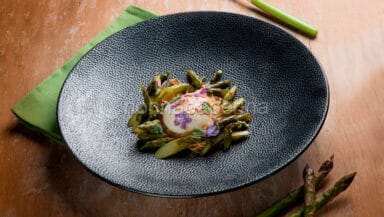 In cucina con gli asparagi