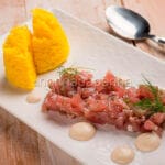 Tartare di tonno e zafferano: un secondo gustoso di alta classe