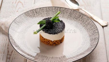 cheesecake salata con uova di lompo