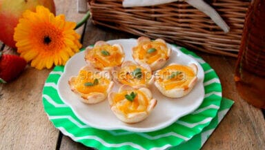 fiorellini dolci di brisee al mango