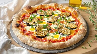 pizza con farina di quinoa e melanzane