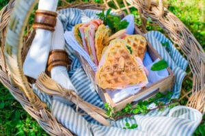 Waffle Club Sandwich with Mortadella, an enjoyable sandwich Waffle Club Sandwich with Mortadella, an enjoyable sandwich