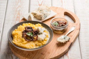 polenta saracch e gorgonzola