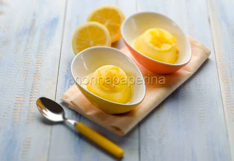 Dolce gelato al limone