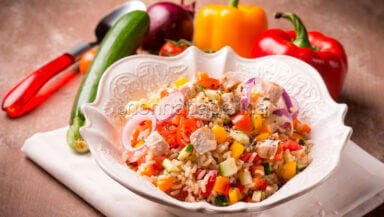 Insalata di riso con pescespada