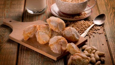 biscotti alla pasta di mandorla