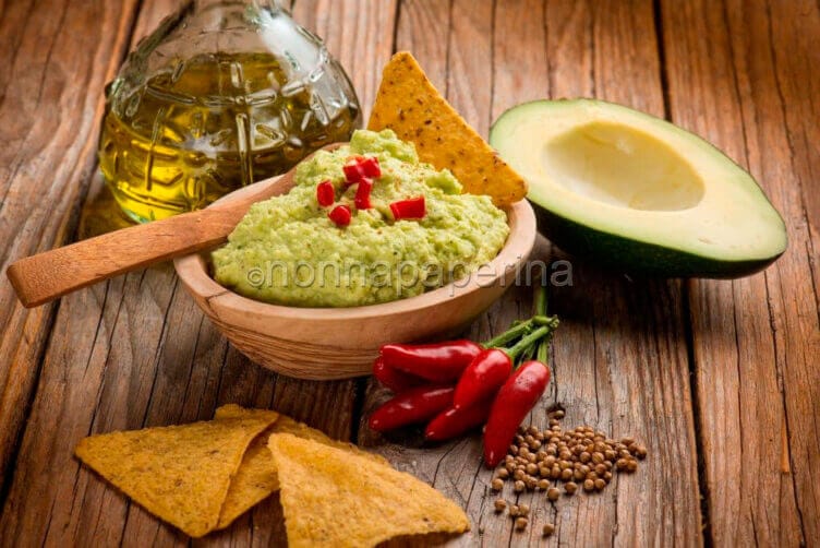 Salsa messicana dalle mille peculiarità: guacamole la guacamole